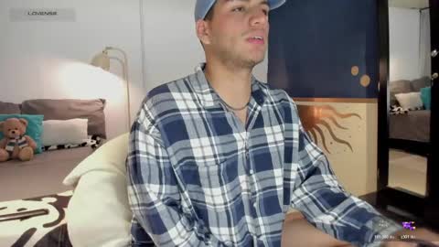 Snapshot of naxttan chatting on 05-18-26, 06:30 Natan online show from 05-18-26, 06:30