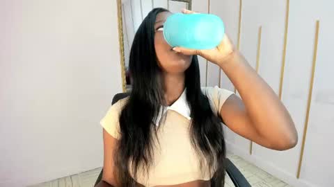 Nayaris 3 online show from 09-15-25, 02:28