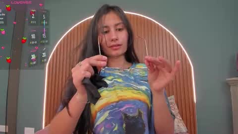 Snapshot of nayecloud chatting on 12-02-25, 03:34 Naye online show from 12-02-25, 03:34