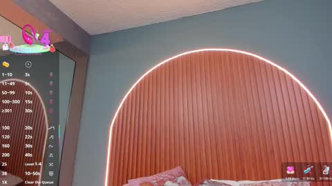 Snapshot of nayecloud chatting on 12-14-25, 03:56 Naye online show from 12-14-25, 03:56