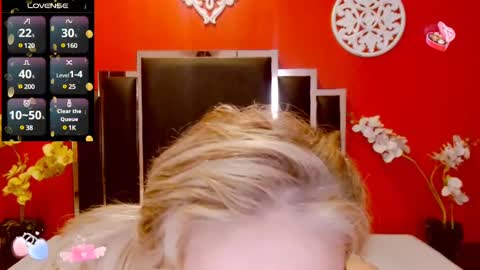 Snapshot of nayla_garner chatting on 02-11-25, 05:40 Lady Nayla online show from 02-11-25, 05:40