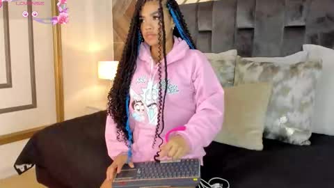    online show from 10-06-25, 11:40