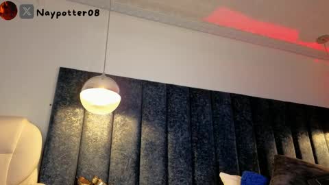 Snapshot of naylapot_ chatting on 05-10-26, 11:37 Juli online show from 05-10-26, 11:37