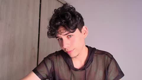 Snapshot of nayton_and_lex chatting on 01-13-25, 01:17 Naytoon online show from 01-13-25, 01:17