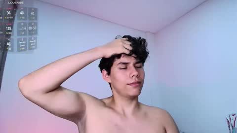 Snapshot of nayton_and_lex chatting on 11-05-25, 02:06 Naytoon online show from 11-05-25, 02:06