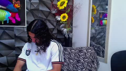 Snapshot of nazper_ chatting on 01-23-25, 03:43 Nazper online show from 01-23-25, 03:43