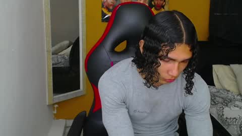 Snapshot of nazper_ chatting on 02-20-25, 12:25 Nazper online show from 02-20-25, 12:25