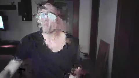 Sebastian online show from 01-03-25, 01:38