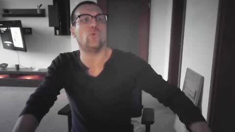 Sebastian online show from 01-03-25, 09:36