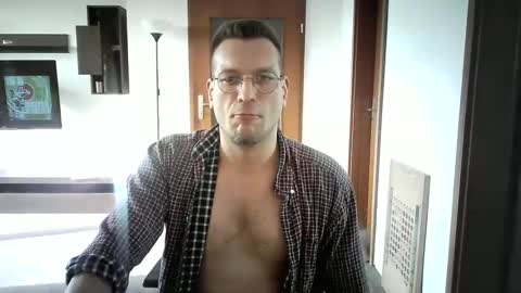 Sebastian online show from 03-01-25, 10:45