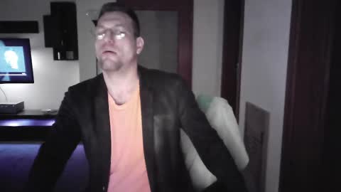 Sebastian online show from 03-06-25, 06:26