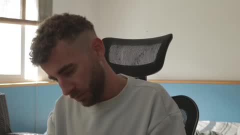 G as the point online show from 04-11-26, 03:16