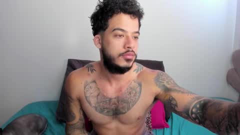 Nei turn green online show from 09-21-25, 01:24