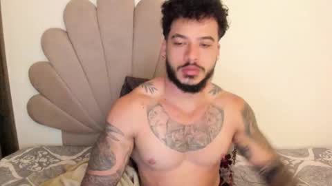 Nei turn green online show from 12-18-25, 10:43