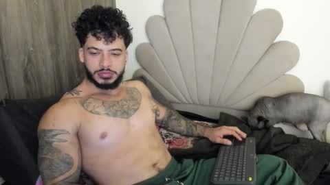 Nei turn green online show from 12-22-25, 11:46