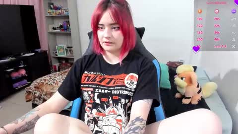 Snapshot of neeko_lol_ chatting on 09-30-25, 10:09 Geek Nicole im Neeko UwU online show from 09-30-25, 10:09