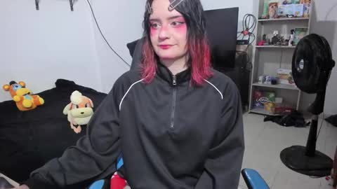 Geek Nicole    im Neeko UwU online show from 02-25-26, 01:43