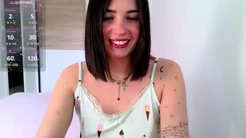 Snapshot of neferutt chatting on 05-07-26, 03:39 Neferutt online show from 05-07-26, 03:39
