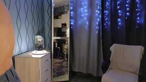 Snapshot of neganxxl chatting on 10-10-25, 02:43 Negan online show from 10-10-25, 02:43