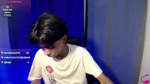 Snapshot of neil_asian69 chatting on 02-07-26, 11:14 neil_asian69 online show from 02-07-26, 11:14