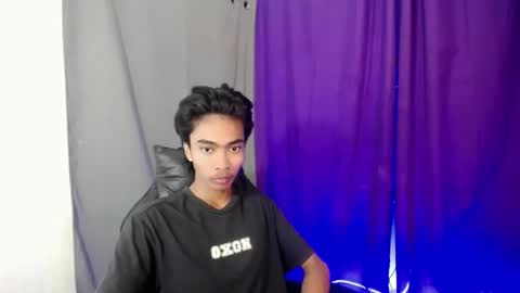 Snapshot of neil_asian69 chatting on 03-26-26, 08:31 neil_asian69 online show from 03-26-26, 08:31