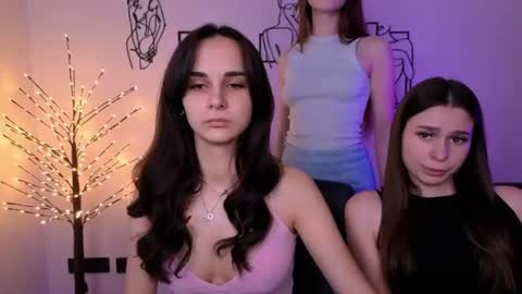 Snapshot of nekky_mouse chatting on 07-12-26, 09:44 Meow online show from 07-12-26, 09:44