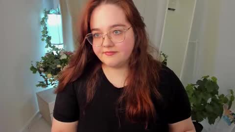 Snapshot of neko_moor chatting on 09-17-25, 08:43 neko_moor online show from 09-17-25, 08:43