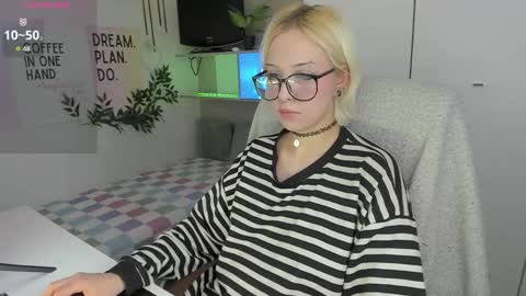 Kate online show from 05-09-26, 08:47