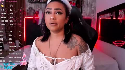 Snapshot of nekomisaki chatting on 03-04-25, 11:19 Miah online show from 03-04-25, 11:19