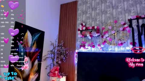 Snapshot of nekomisaki chatting on 09-27-25, 11:26 Miah online show from 09-27-25, 11:26