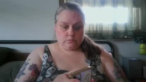 Snapshot of nellatlas chatting on 07-05-26, 08:27 Nellie Atlas online show from 07-05-26, 08:27
