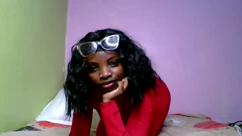 Snapshot of nelly_ebony5 chatting on 06-29-26, 01:45 nelly_ebony5 online show from 06-29-26, 01:45