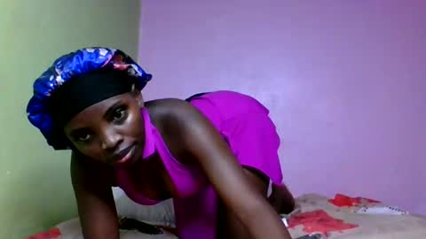 Snapshot of nelly_ebony5 chatting on 06-30-26, 12:17 nelly_ebony5 online show from 06-30-26, 12:17
