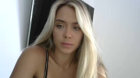 Snapshot of nelly_fortu chatting on 04-23-26, 10:47 nelly_fortu online show from 04-23-26, 10:47