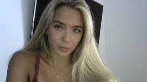 Snapshot of nelly_fortu chatting on 04-25-26, 11:13 nelly_fortu online show from 04-25-26, 11:13