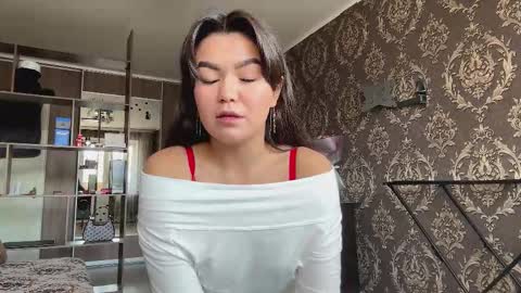 Snapshot of nellytarallo chatting on 03-14-26, 08:42 Ava online show from 03-14-26, 08:42