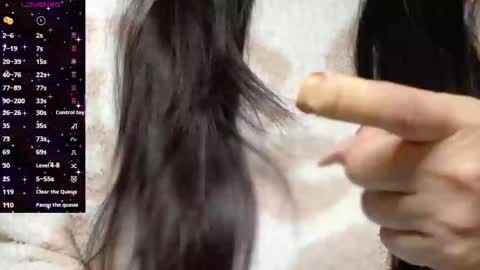 Snapshot of nene_sweet_mommy chatting on 12-21-25, 05:31 nene sweet mommy online show from 12-21-25, 05:31