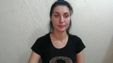 Nensy online show from 12-13-24, 07:21