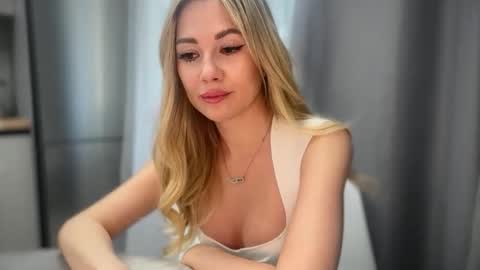 NensySafrons online show from 04-28-26, 02:55