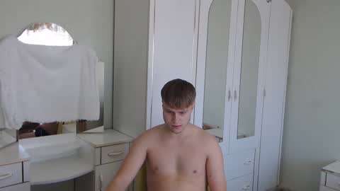 Snapshot of nenvol1 chatting on 12-26-24, 11:54 better ask online show from 12-26-24, 11:54