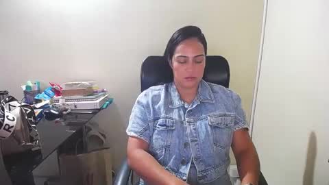 Snapshot of neny445 chatting on 01-11-25, 12:29 kelly lopez online show from 01-11-25, 12:29