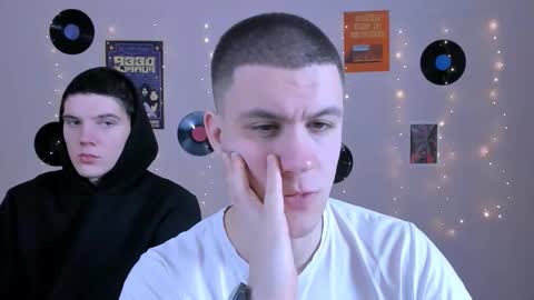 neo_raze_ online show from 02-08-26, 08:01