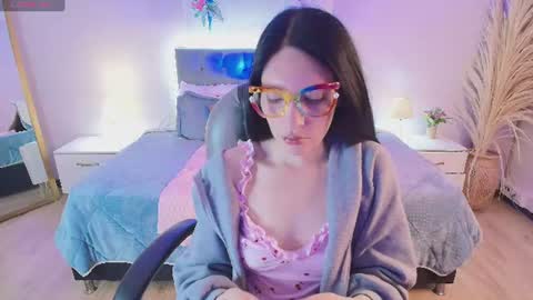 Snapshot of neo_sarah_ chatting on 07-05-26, 02:51 Sarah online show from 07-05-26, 02:51