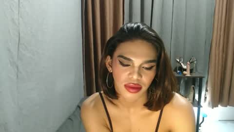 neomi online show from 04-18-26, 07:07