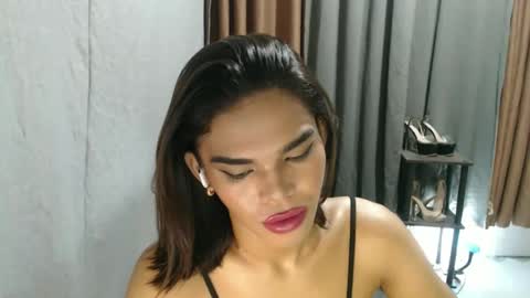neomi online show from 05-20-26, 06:47