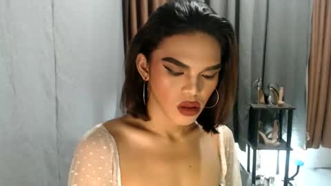neomi online show from 05-27-26, 07:11