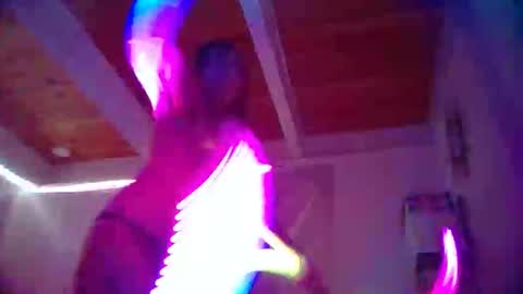 neonbaby11 online show from 12-20-25, 09:05