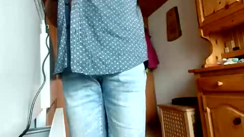 nepenthes online show from 06-07-26, 08:07