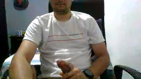 MrBull online show from 06-08-26, 04:24