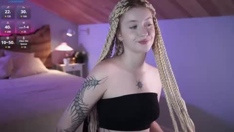 Snapshot of nerissa_xo chatting on 07-02-26, 12:11 Nerissa online show from 07-02-26, 12:11